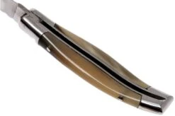 Laguiole En Aubrac Pocket Knife 7 Cm Horn, L0207PCI-SSI1 -The Adventure Kit AUL0207PCI SSI1 05 laguiole en aubrac aul0207pci ssi1 05