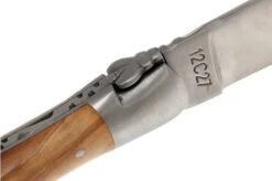 Laguiole En Aubrac Classic 12cm Olive Wood L0212OLI-FSB1 -The Adventure Kit AUL0212OLI FSB1 04 laguiole en aubrac aul0212oli fsb1 04